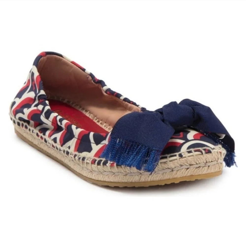 NIB Valentino Garavani Ballerina Espadrille Bow Flats in Red White & Blue Canvas